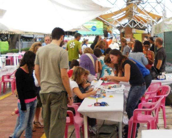 1175089_708410759173276_1057570060_n